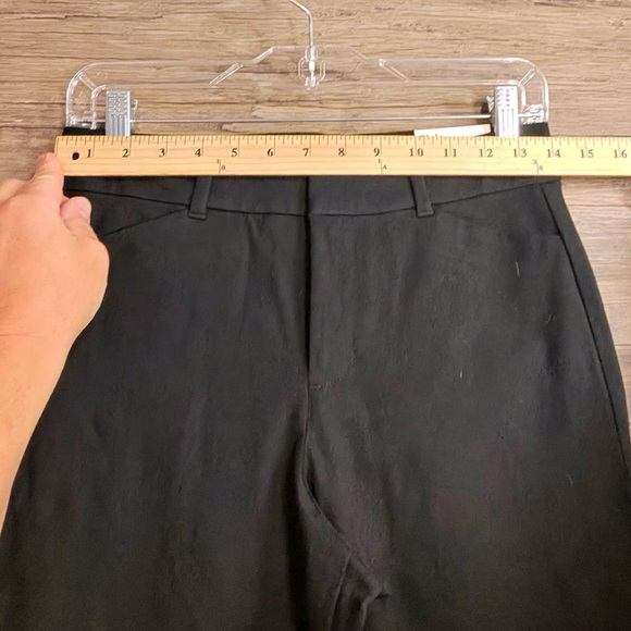 Old Navy Classic Black High Rise Pixie Women's Trousers - Picture 3 of 10